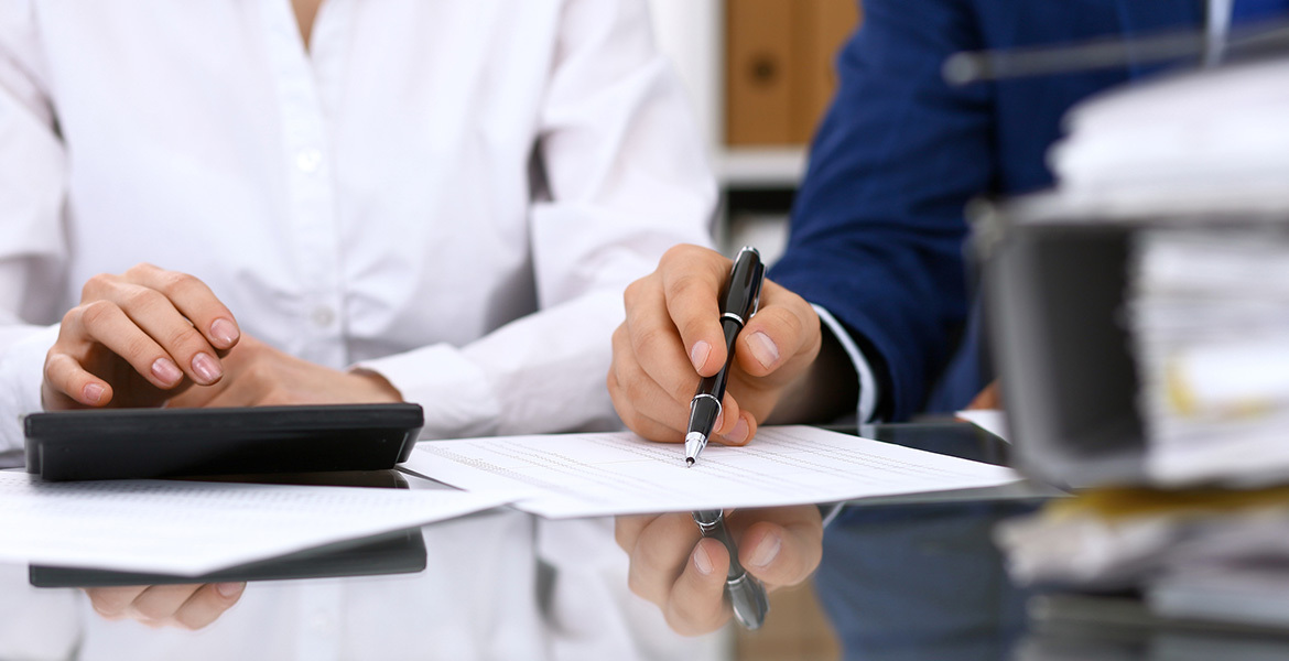 Gestiones obligatorias que realizar tras el fallecimiento de un ser querido